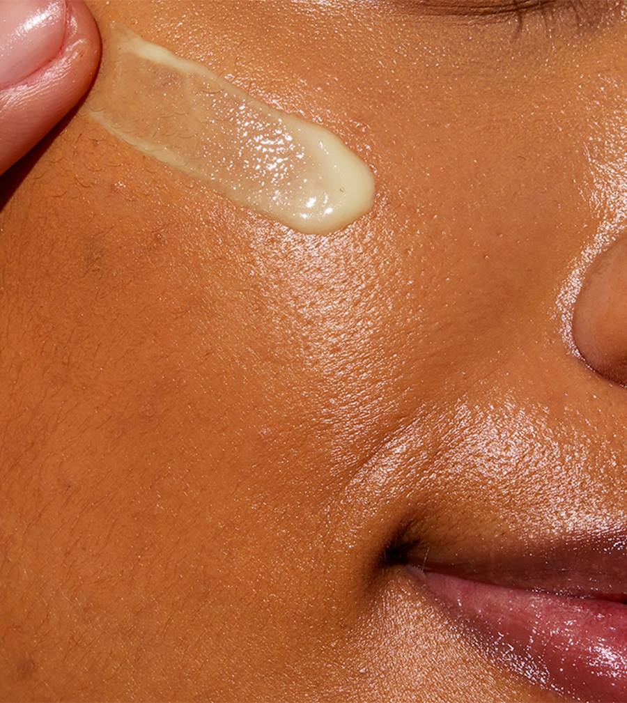 CeraVe Anti Aging Retinol Serum For Face, Encapsulated Retinol With Hyaluronic Acid, Niacinamide & Ceramides, Smooths Wrinkles & Fine Lines, Gentle Skin Brightening Serum, Fragrance Free, 1 Oz